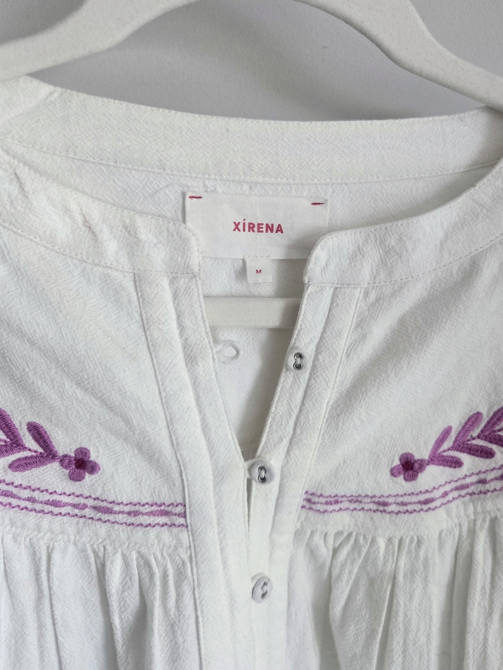 XíRENA White Embroidered Cotton Gauze Henley Blouse Medium Boho Top - Picture 3 of 3